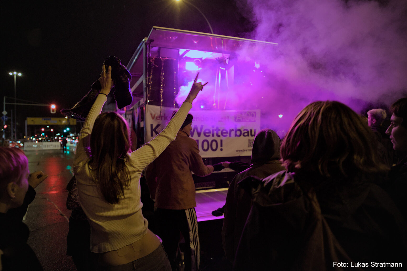 A100 wegbassen Protestrave gegen den Weiterbau der A100 in Berlin am 13.9.24