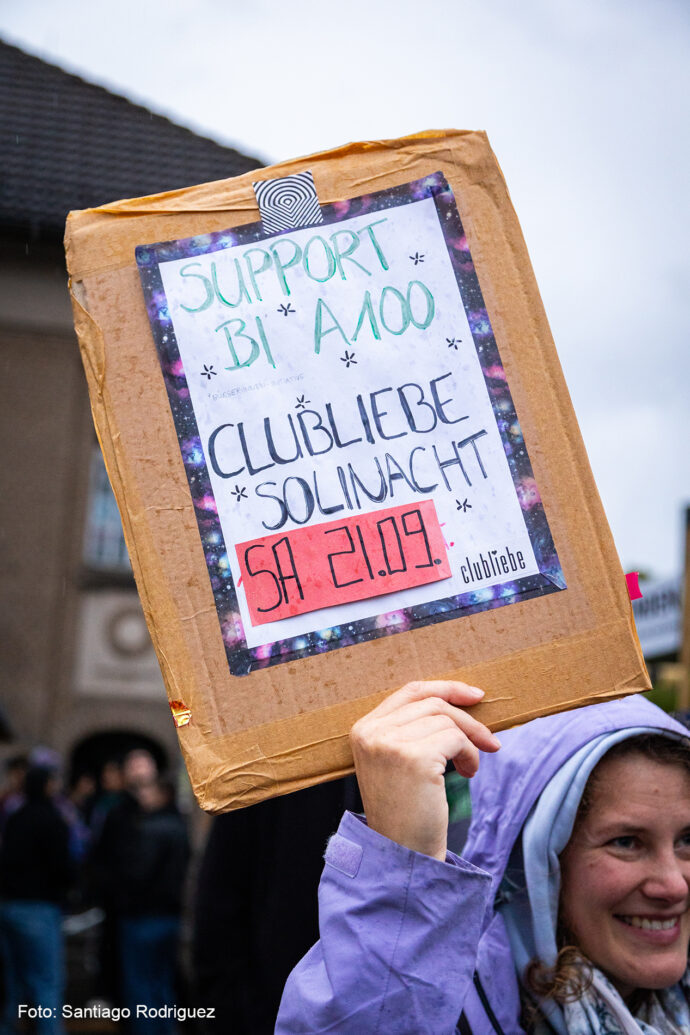 A100 wegbassen Protestrave gegen den Weiterbau der A100 in Berlin am 13.9.24