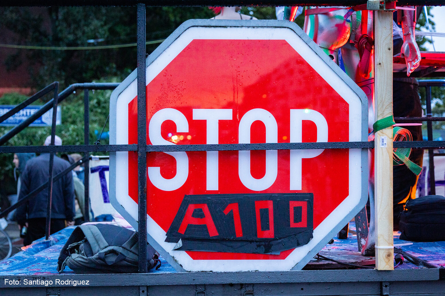 A100 wegbassen Protestrave gegen den Weiterbau der A100 in Berlin am 13.9.24